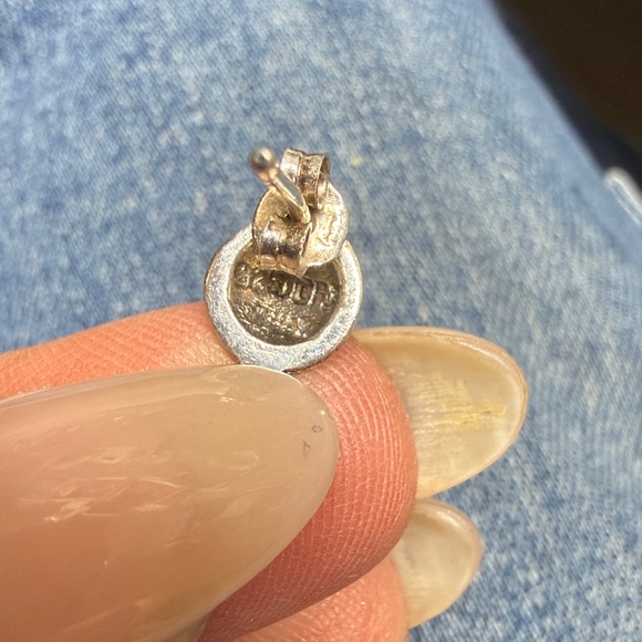 Silver Black drop earrings - Picture 6 of 7